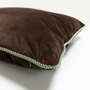 SOLID ΔΙΑΚΟΣΜΗΤΙΚΟ ΜΑΞΙΛΑΡΙ 50x50cm ΒΕΛΟΥΔΟ ΚΑΦΕ